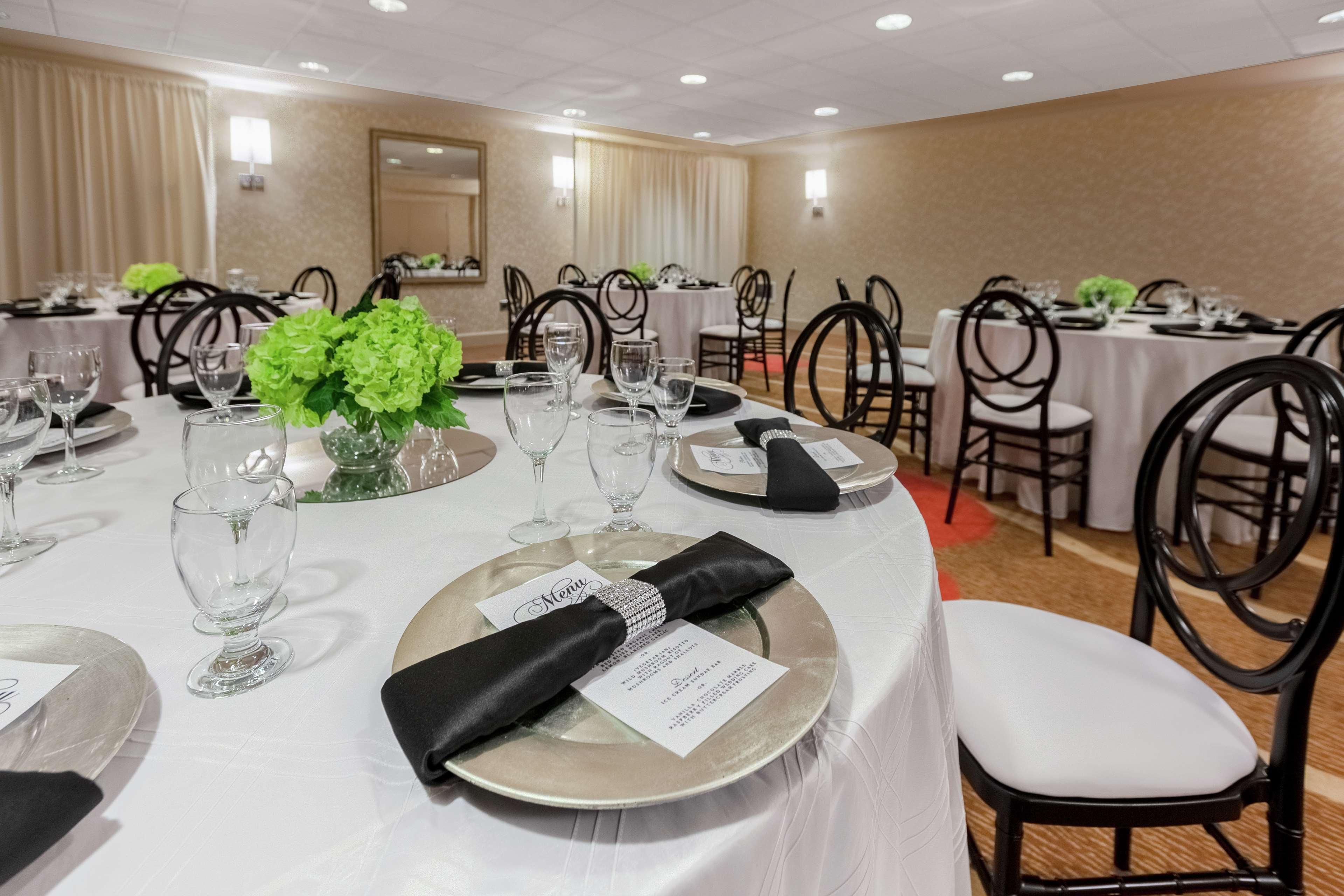 Hilton Garden Inn Pittsburgh University Place Eksteriør bilde