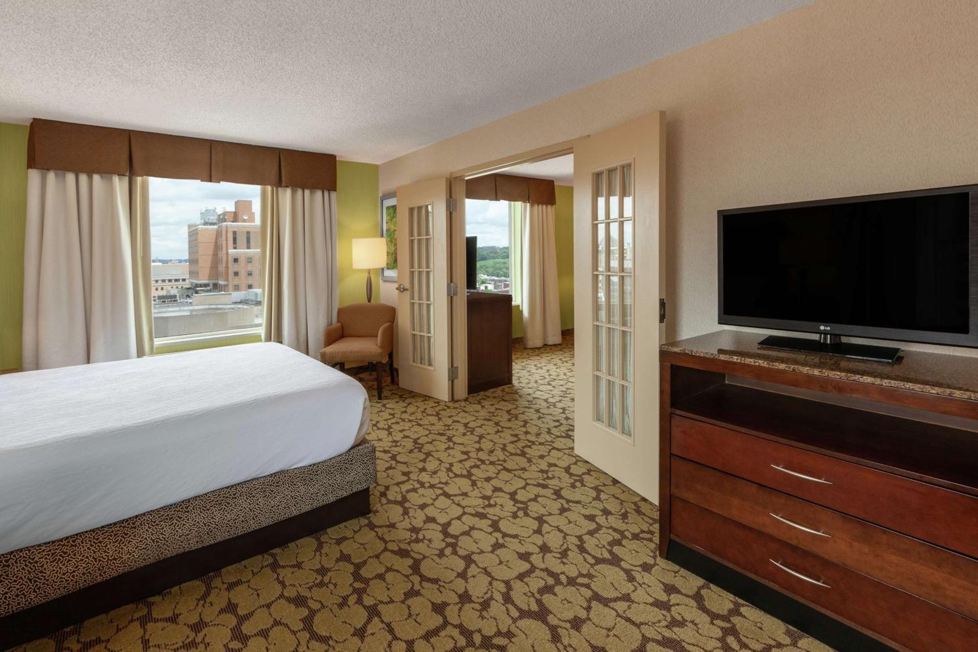 Hilton Garden Inn Pittsburgh University Place Eksteriør bilde