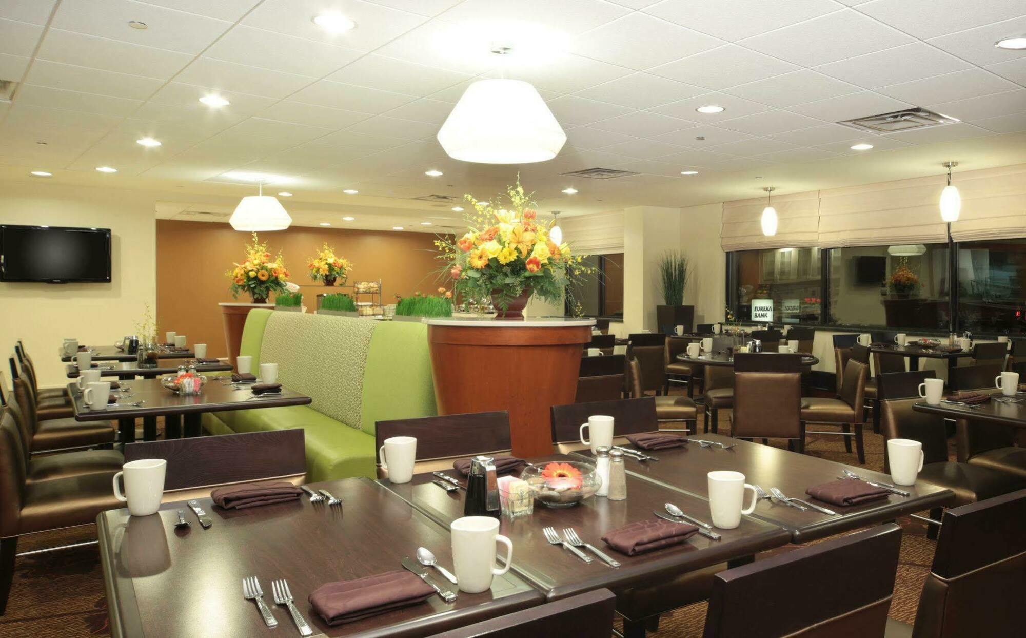 Hilton Garden Inn Pittsburgh University Place Restaurant bilde