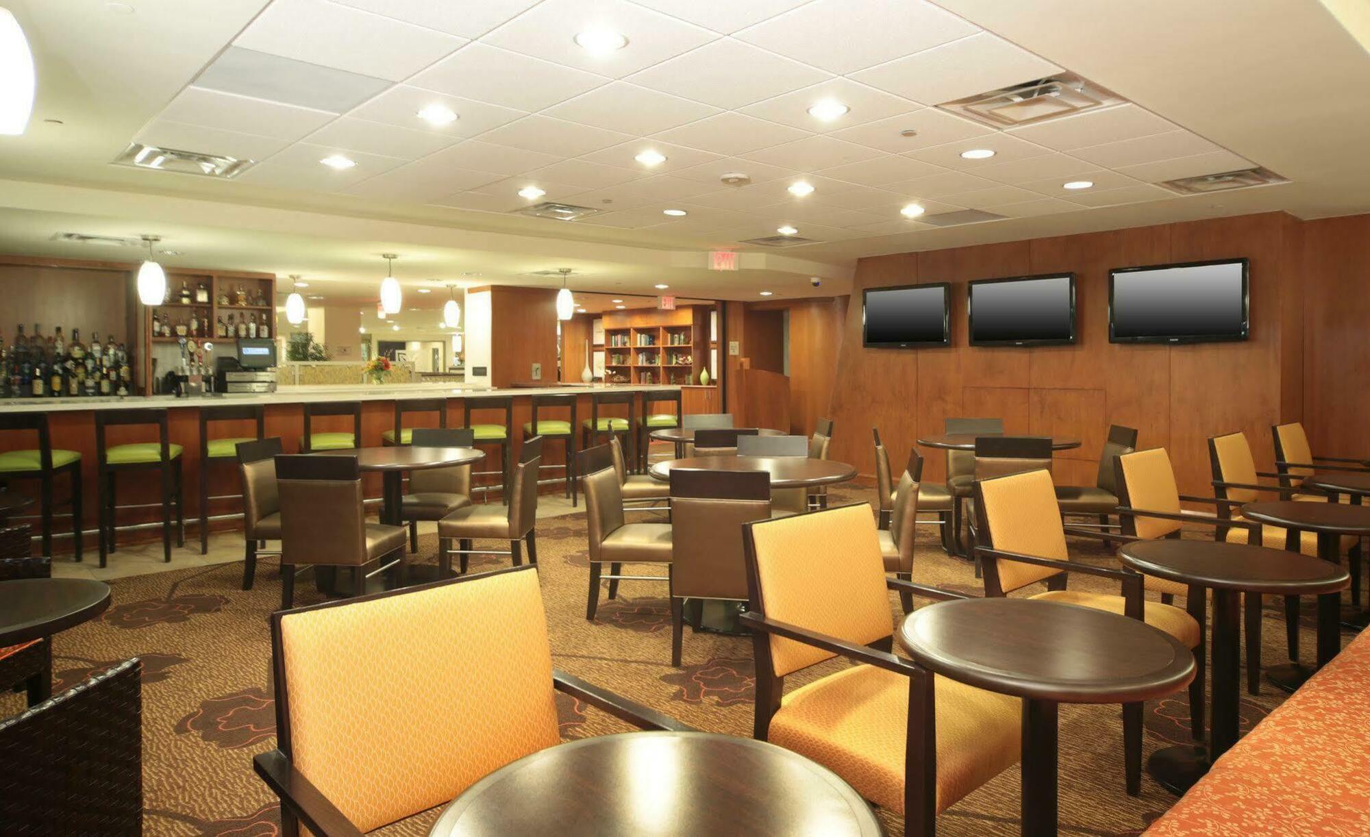 Hilton Garden Inn Pittsburgh University Place Restaurant bilde